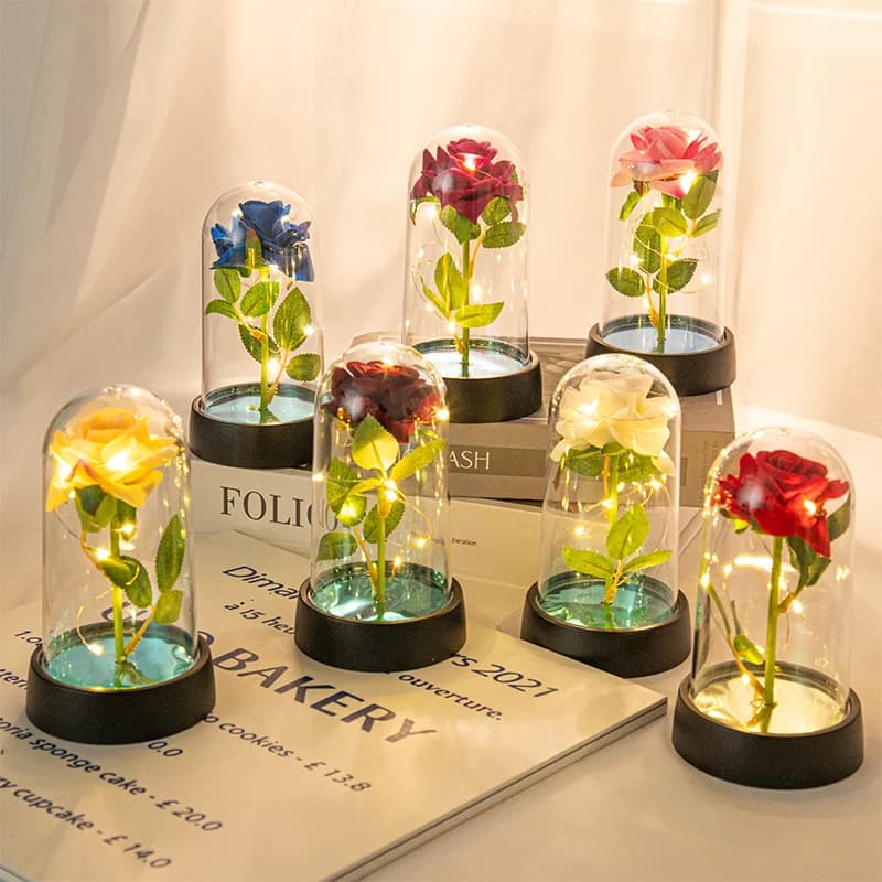 Wieczny Różany Kwiat w Szklanym Pokrowcu z Podświetleniem - Idealny na Walentynki 🌹